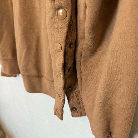 ABERCROMBIE ANS FITCH BURNT ORANGE SWEATER - Picture 3 of 4